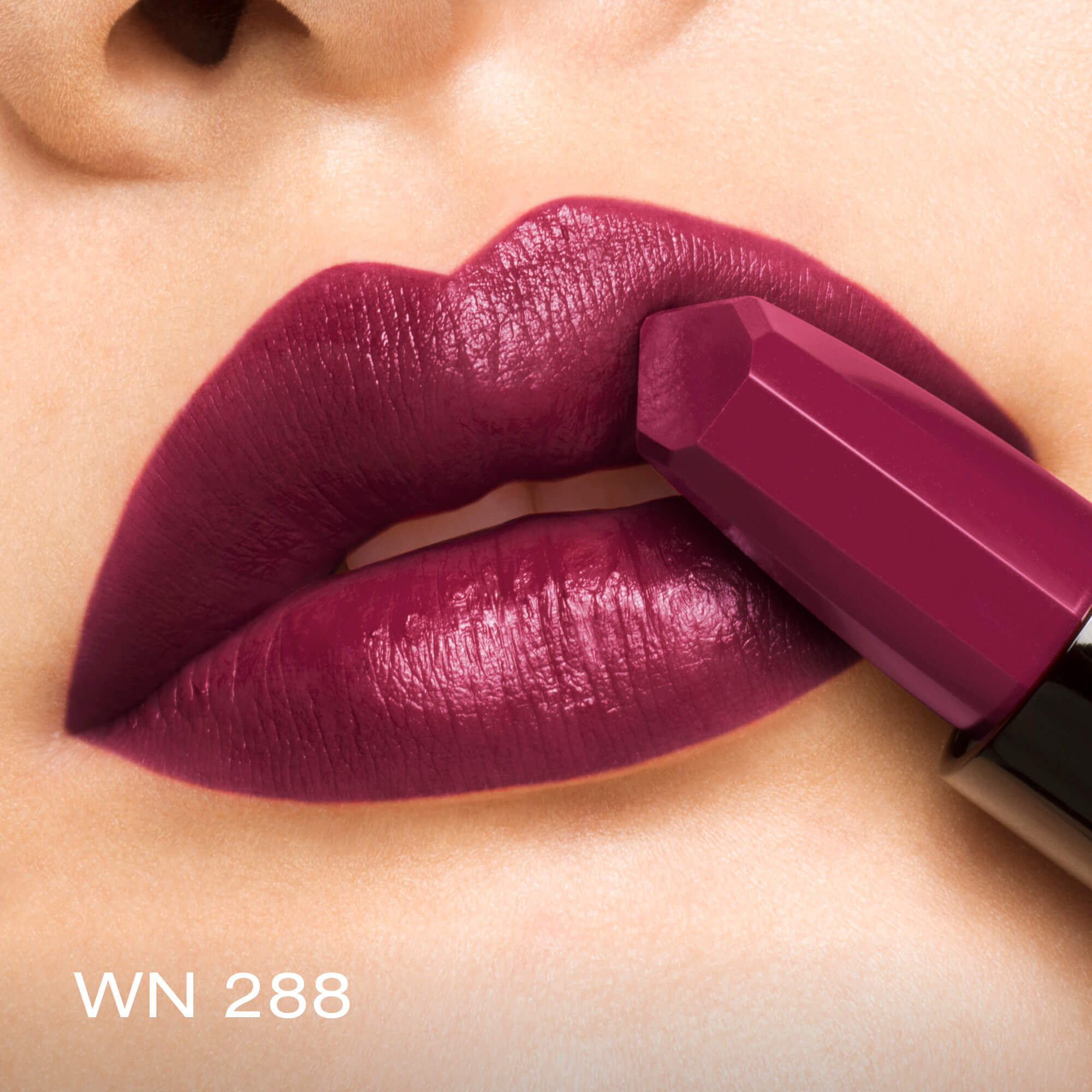 ルージュ アンリミテッド キヌ サテン