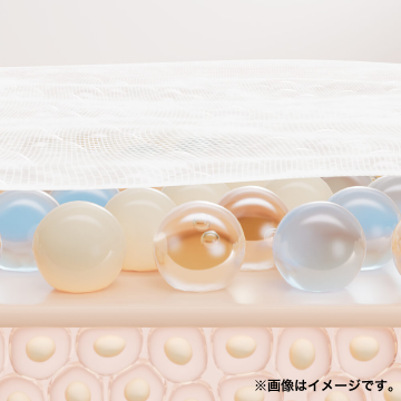 ツヤなのに、崩れない。
ツヤッとピタッと“うるツヤ密着”